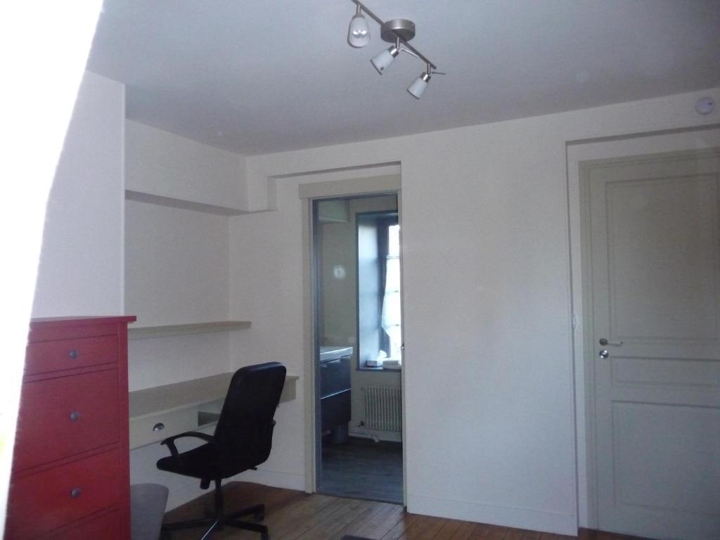La Maison D'A Cote Bed & Breakfast Alencon Room photo