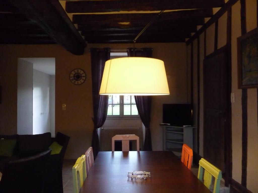La Maison D'A Cote Bed & Breakfast Alencon Room photo